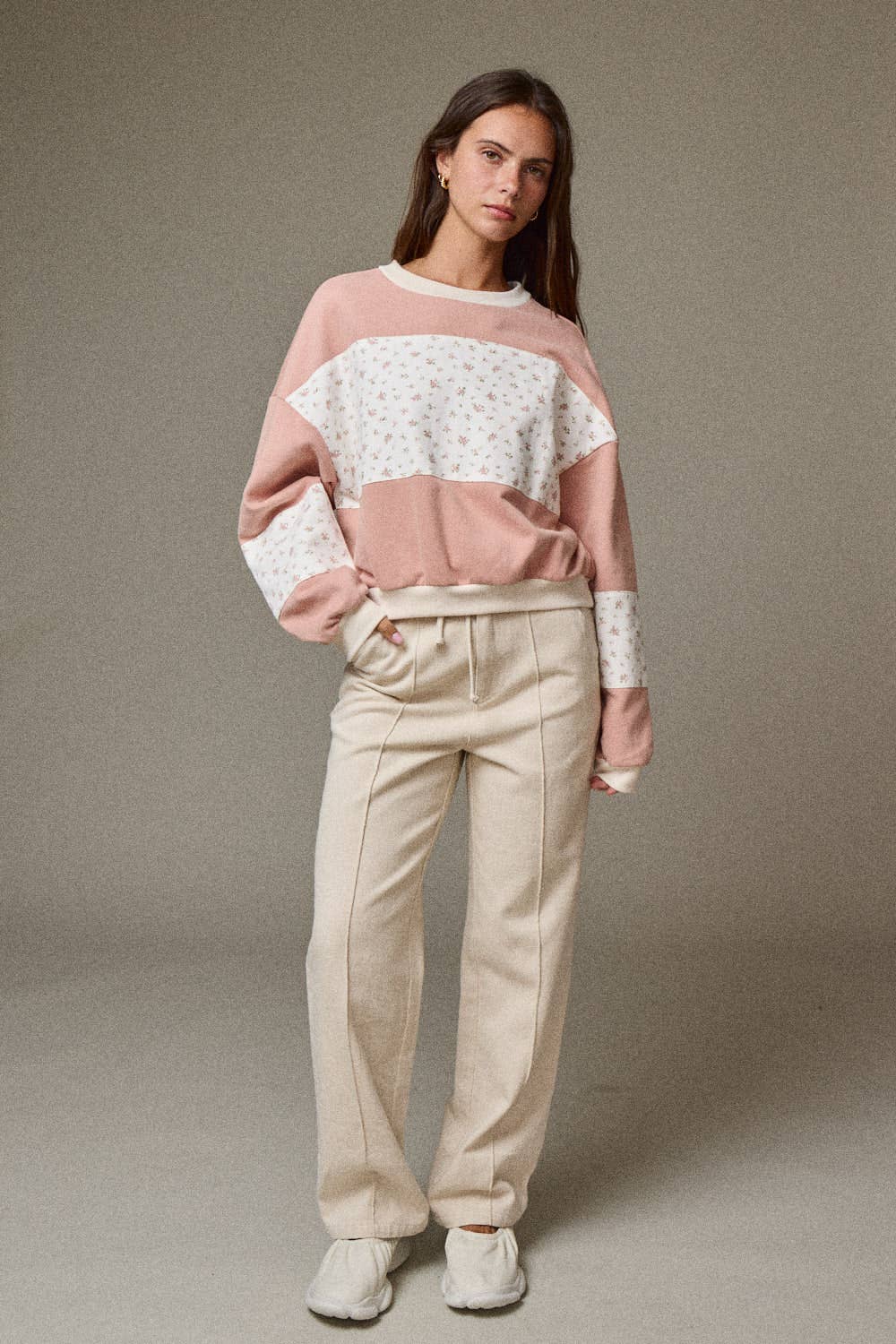 FLORAL PRINT COLOR CONTRAST TOP