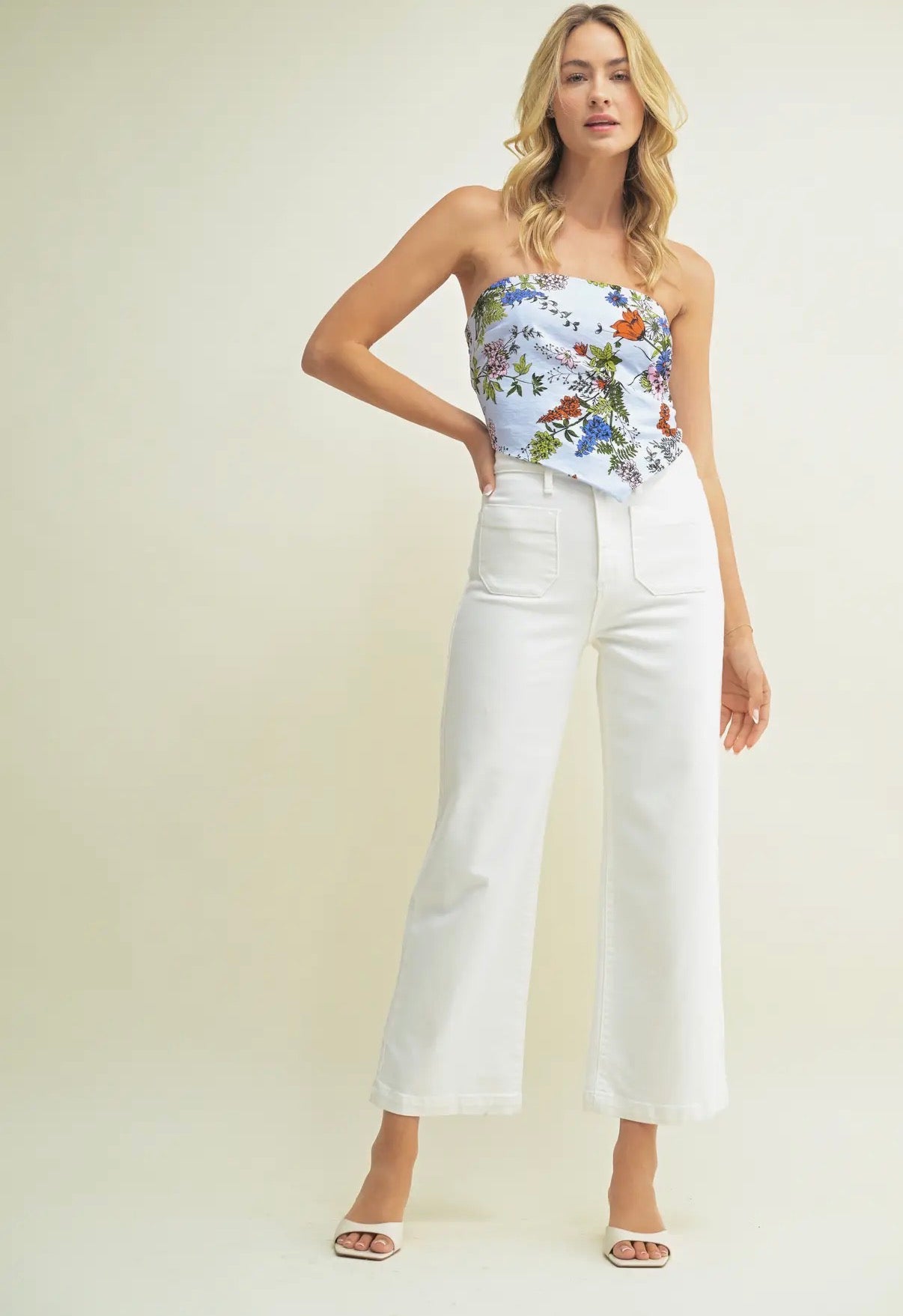 PATCH POCKET WIDE LEG