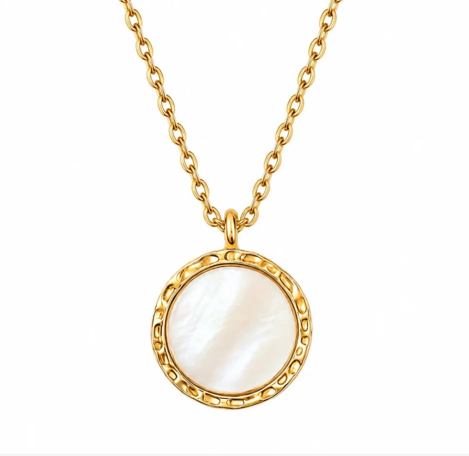 ALBA MOTHER OF PEARL NECKLACE