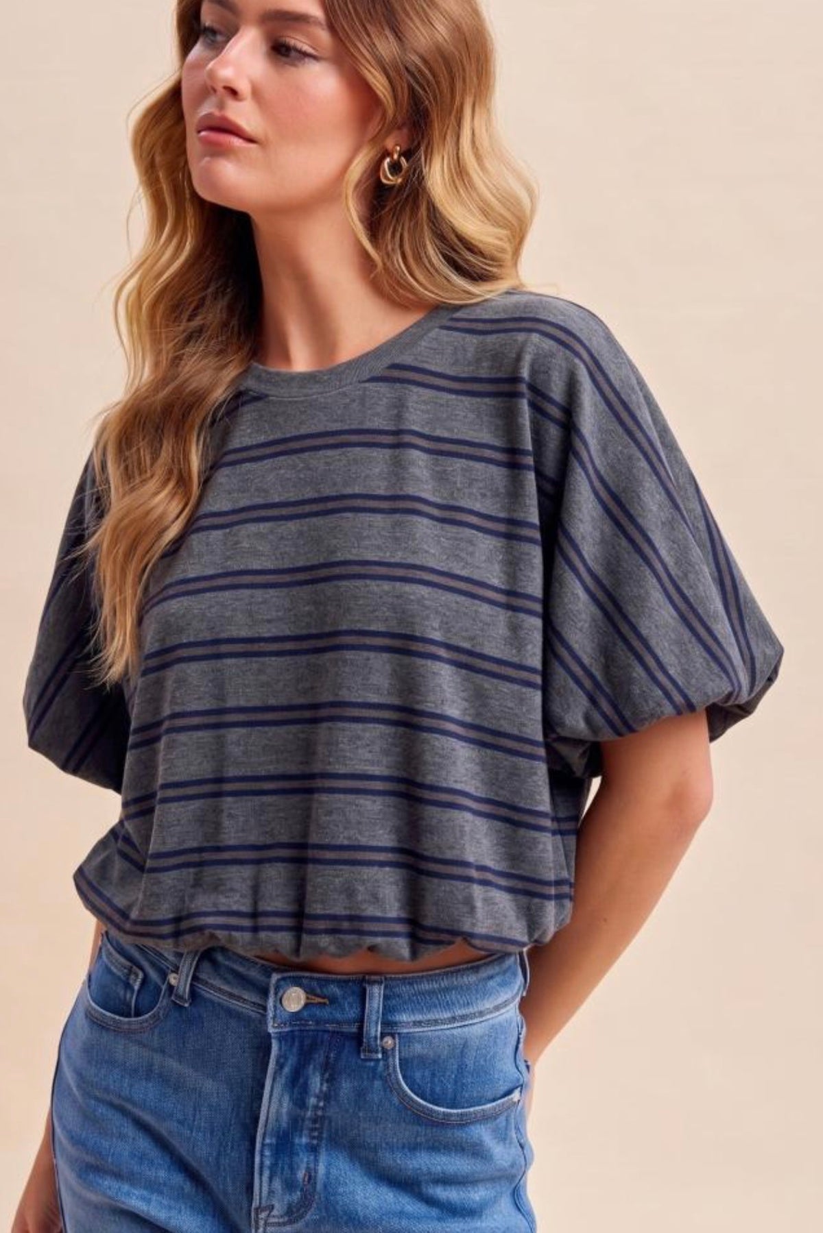 STRIPED KNIT BUBBLE HEM TOP