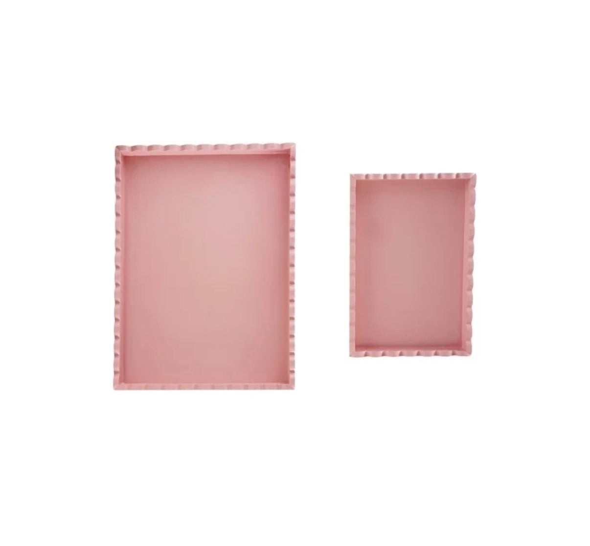 Scalloped tray set