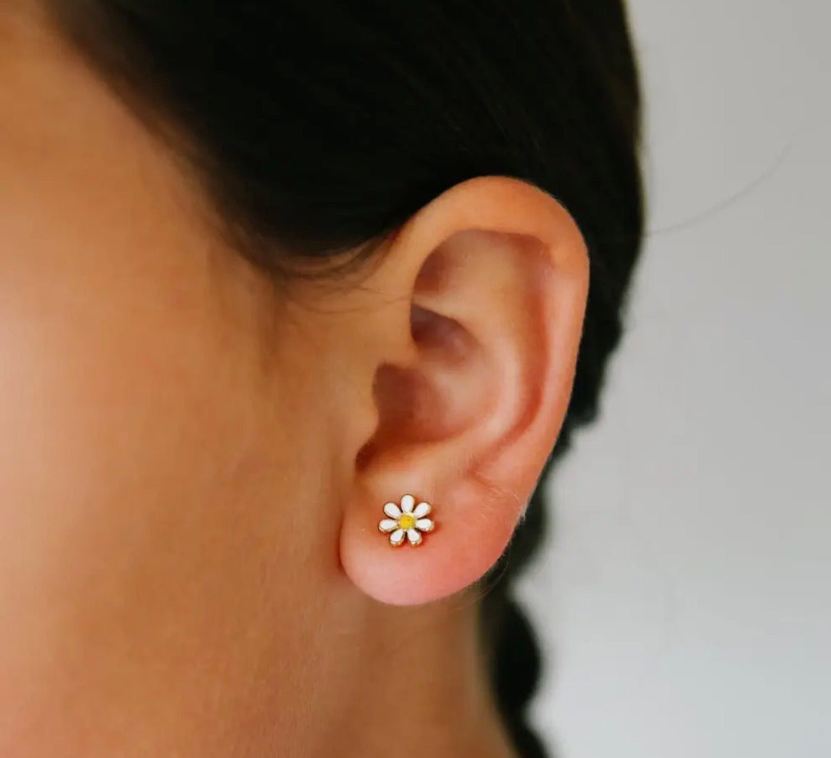DAISY STUD EARRINGS