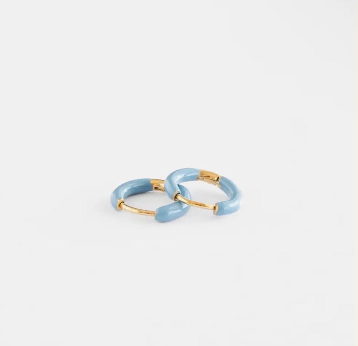 ENAMEL HOOP EARRING