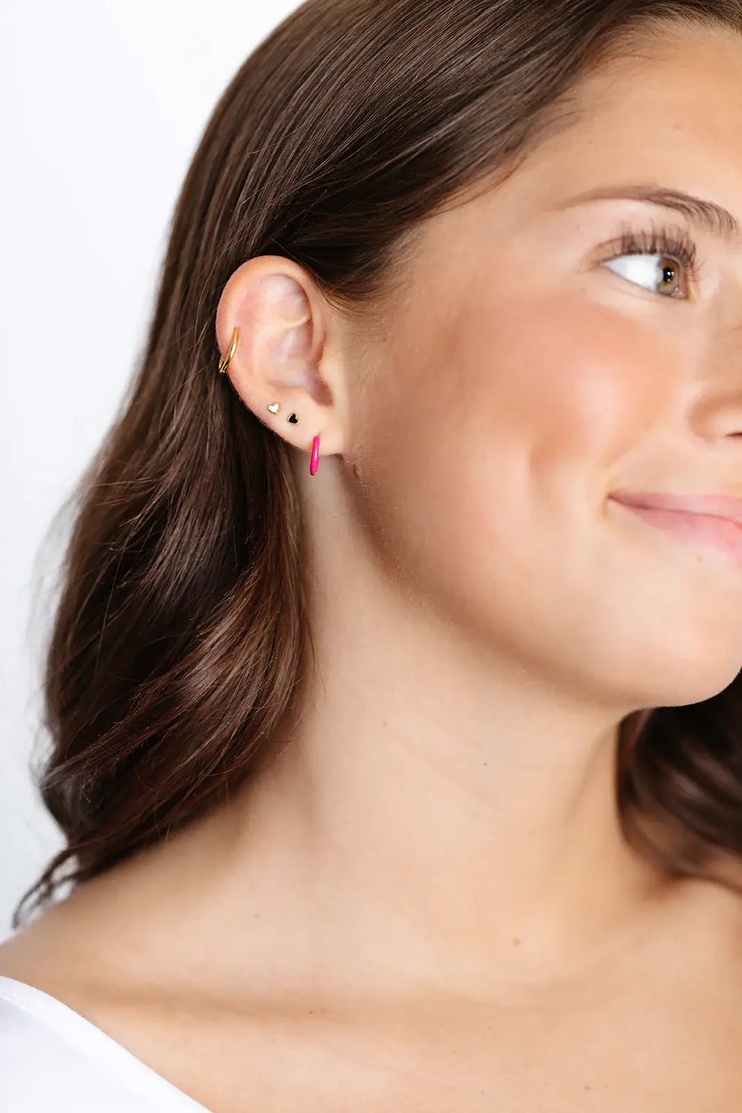 Mini Heart Stud Earrings - Black